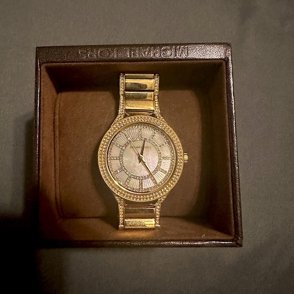Like NEW! Gold Michael Kors Women's Kerry White MOP Dial Watch - MK3312 - Picture 1 of 3